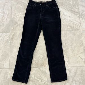 Lois  women’s Black corduroy pants size 30
